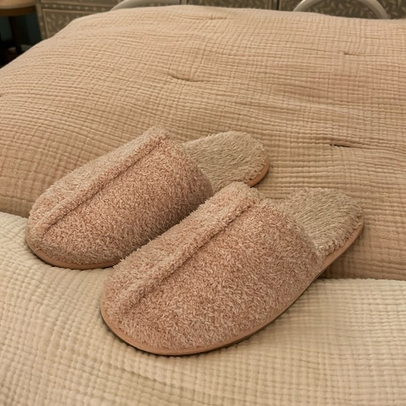 Barefoot Dreams Shoes - Barefoot Dreams Cozy Chic Slippers Sz 7/8